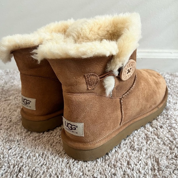 UGG Shoes - {UGG} mini Bailey button boots - chestnut brown